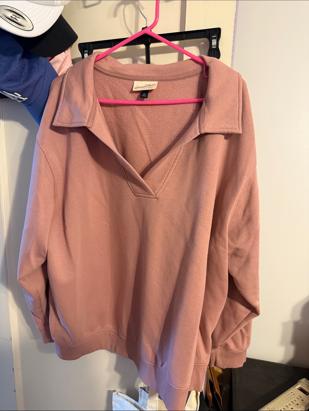 Universal Thread Dusty Rose V-Neck Collared Sweater
